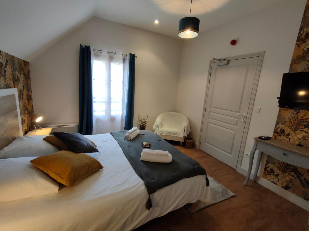 Des Colettes Hotel *
