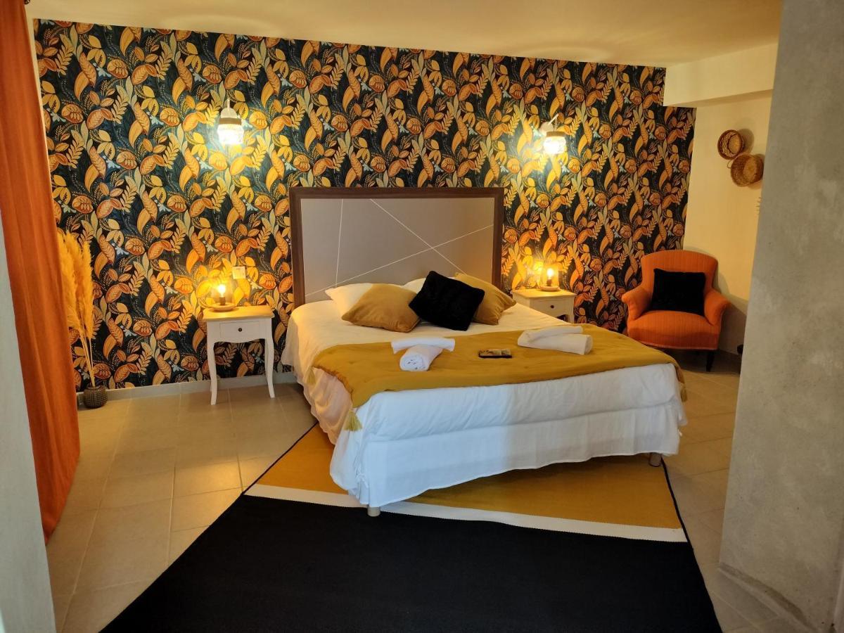 Des Colettes Hotel Coutansouze