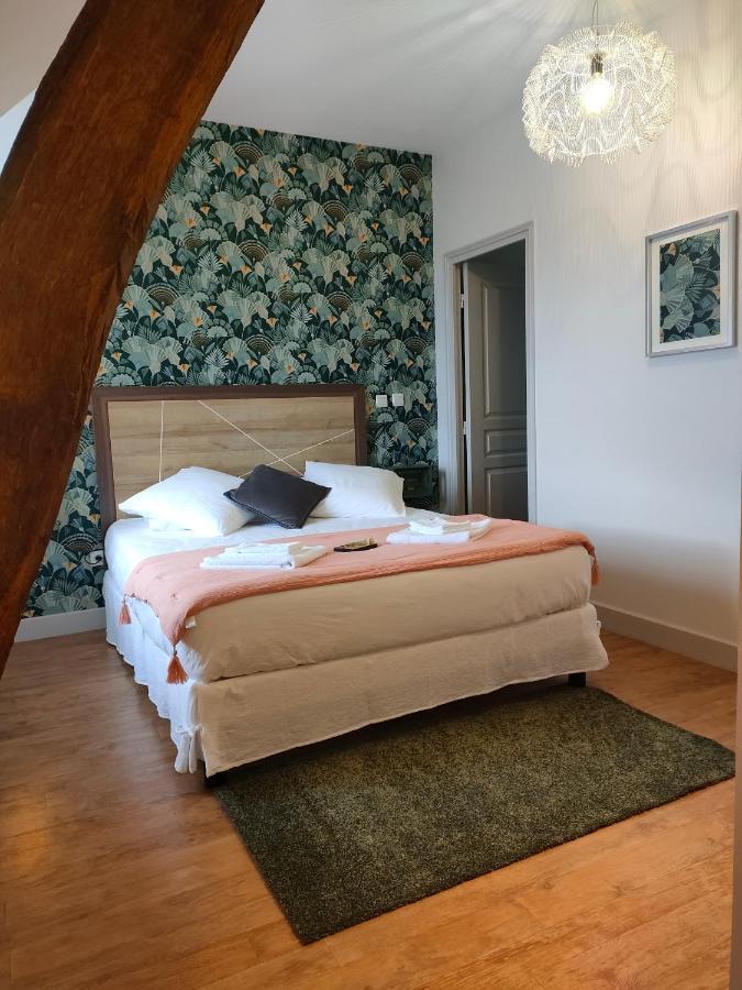 Des Colettes Hotel *